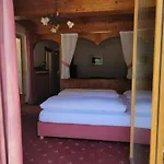 Garni Royal 3*