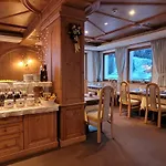 Garni Royal 3*