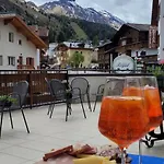 Garni Royal Hotell 3*