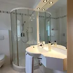 Hotel Garni Royal 3*