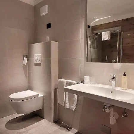 Garni Royal Hotel Arraba