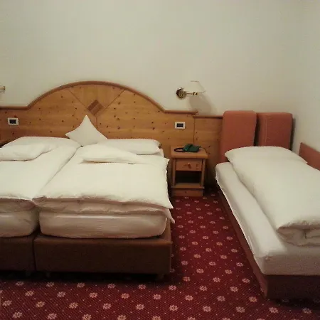 Garni Royal 3*