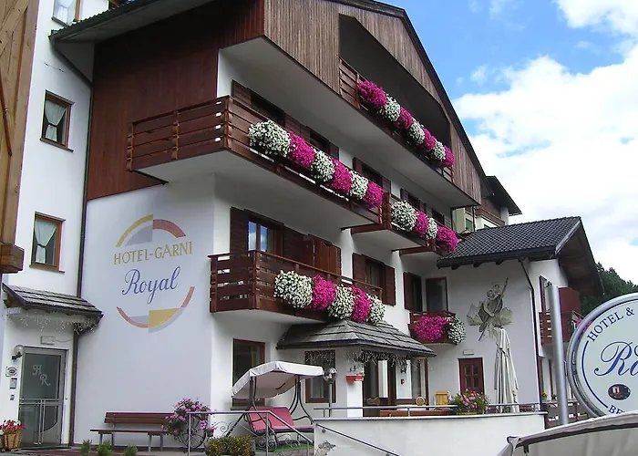 Garni Royal Ξενοδοχείο 3*