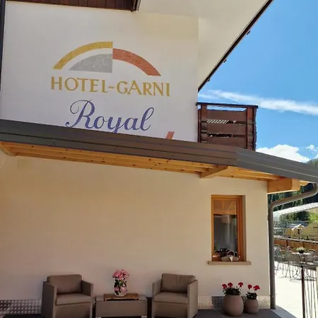 Hotell Garni Royal 3*