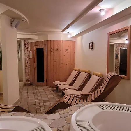 Garni Royal Hotel 3*