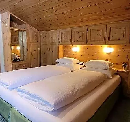 Garni Royal Отель 3*