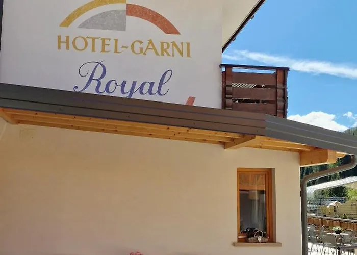 Hotel Garni Royal 3*