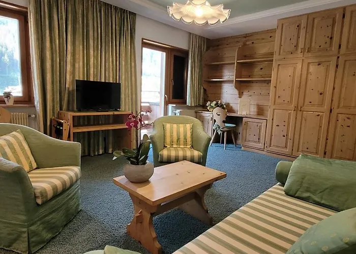 Hotel Garni Royal Arraba
